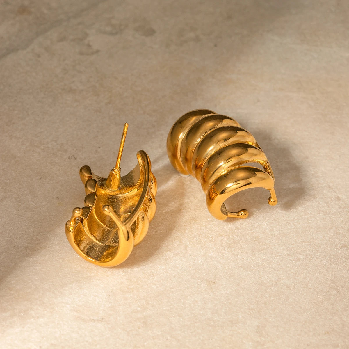 Ribbed Chunky Hoop Earrings