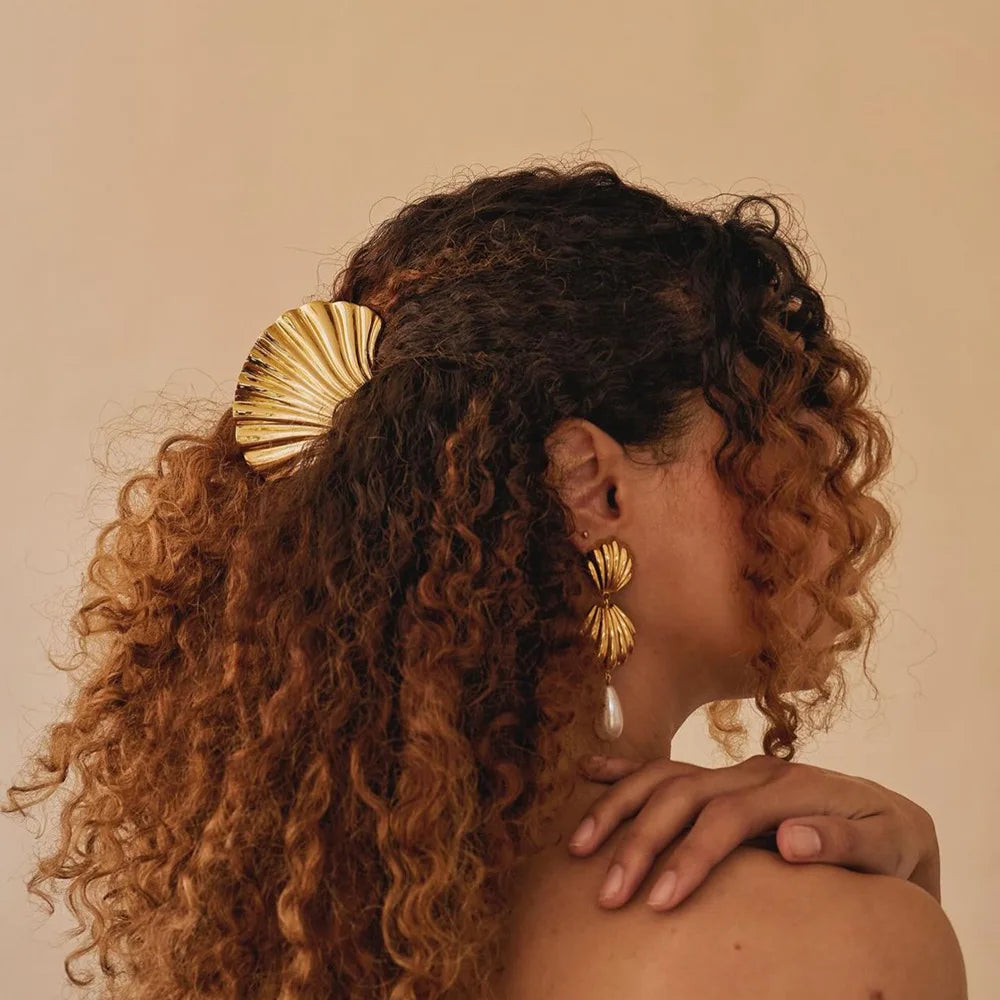 Shell Textured Metal Hair Claw