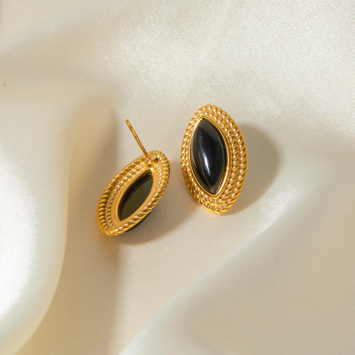 Black Onyx Horse Eye Earrings