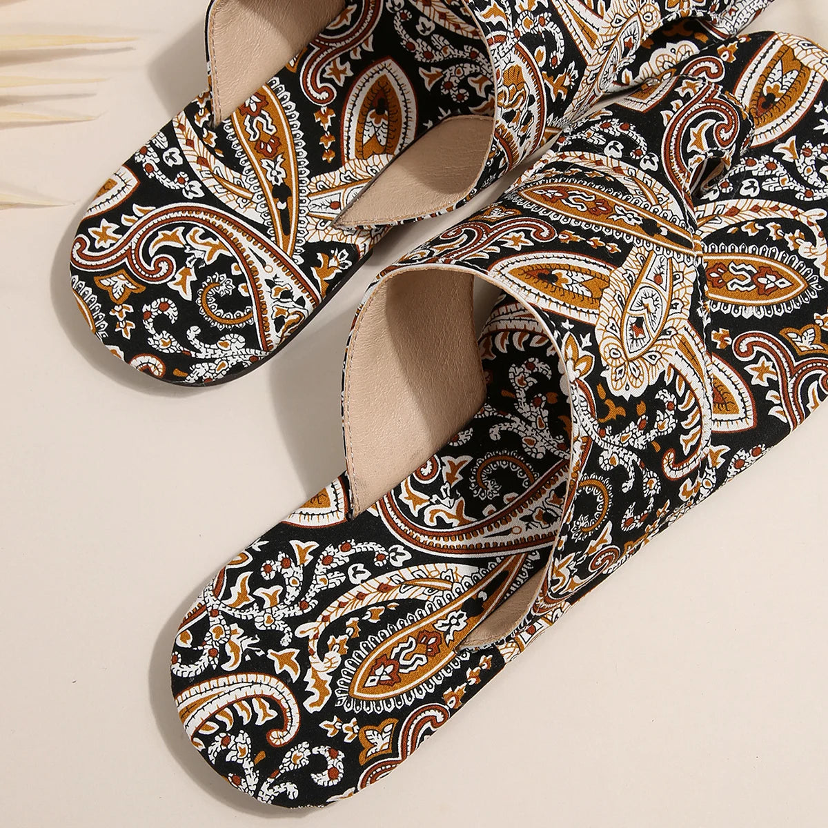 Bohemian Clip-Toe Flat Sandals 2025 Summer