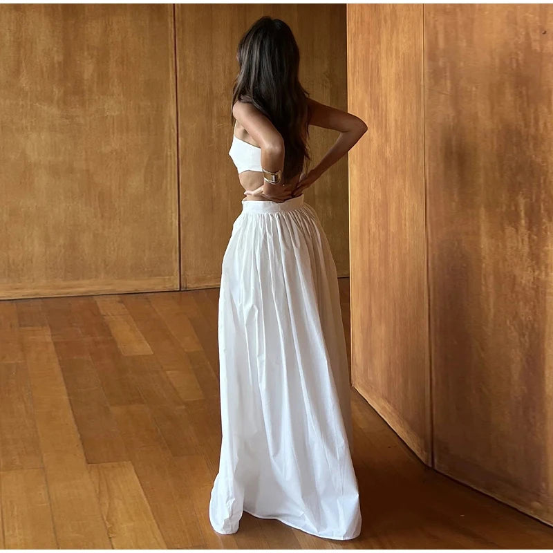 Tube Top & Maxi Skirt Set – Sexy & Effortless Summer Look