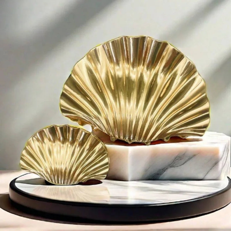 Shell Textured Metal Hair Claw