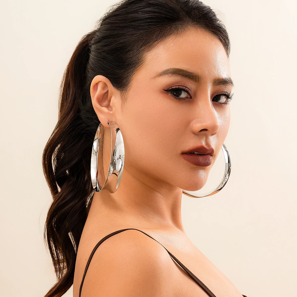 Imperial Shine Exaggerated Big Hollow Round Hoop Earrings – Fashion Statement Jewelry