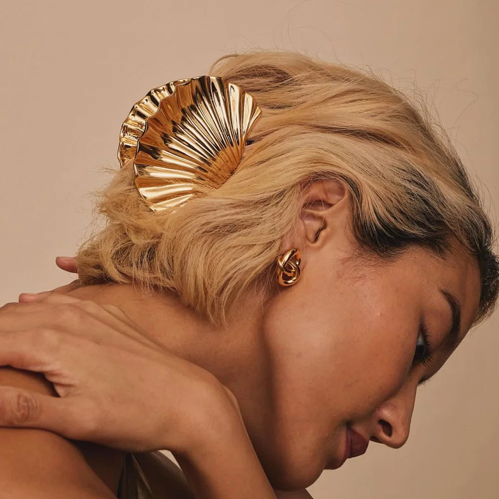 Shell Textured Metal Hair Claw