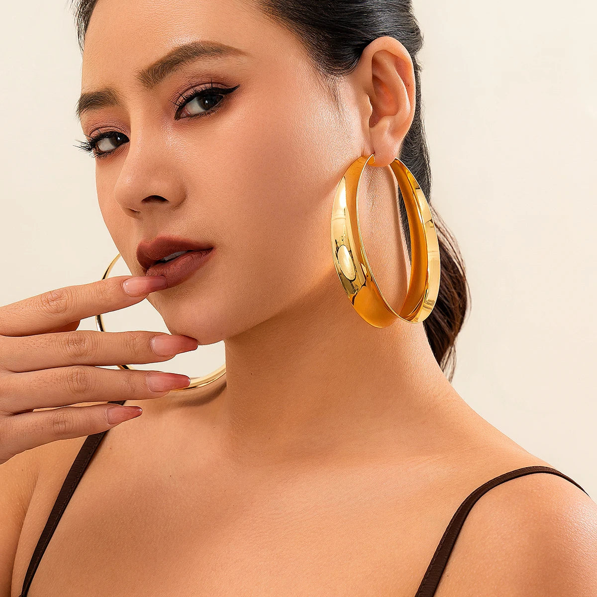 Imperial Shine Exaggerated Big Hollow Round Hoop Earrings – Fashion Statement Jewelry