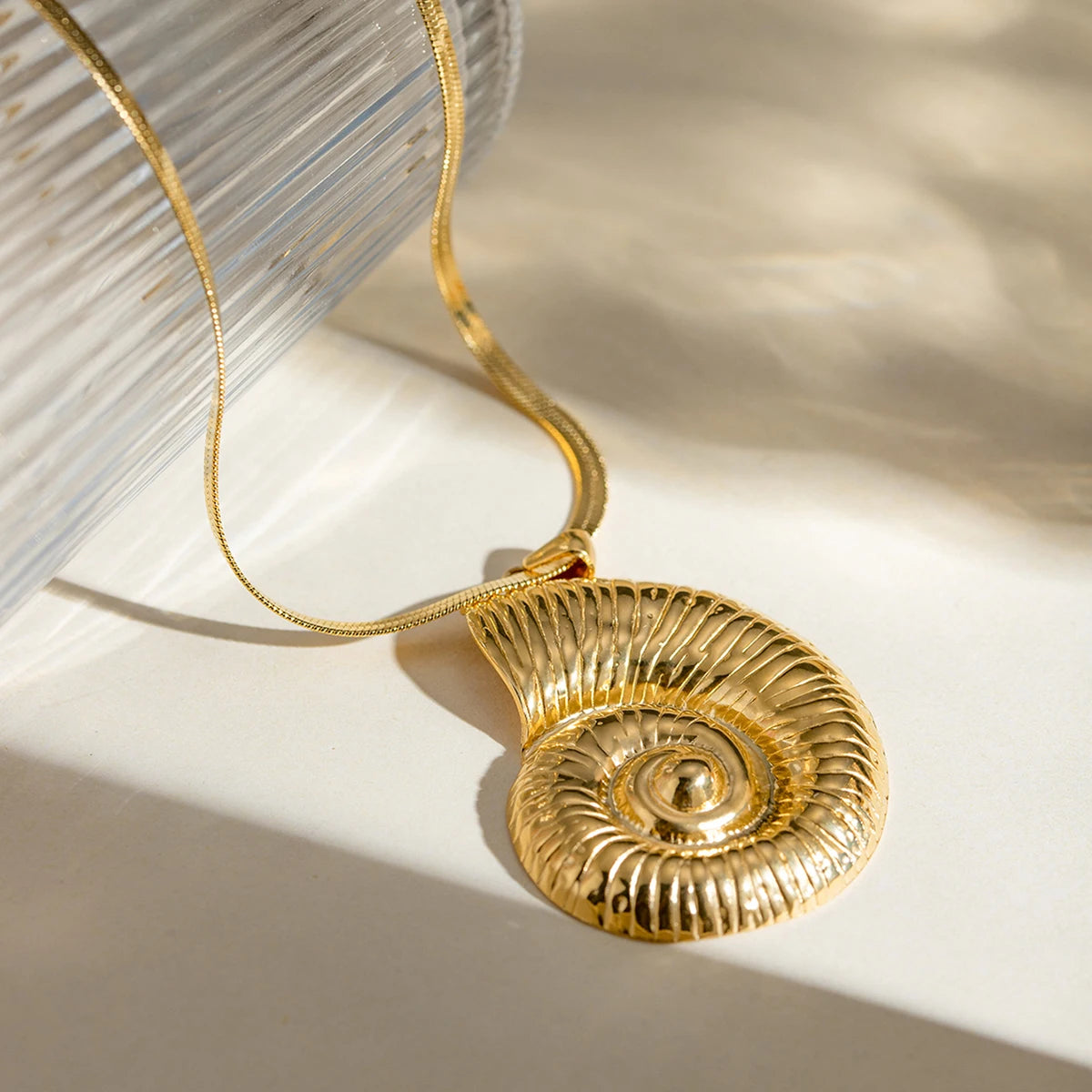 Geometric Snake Chain with Conch Pendant